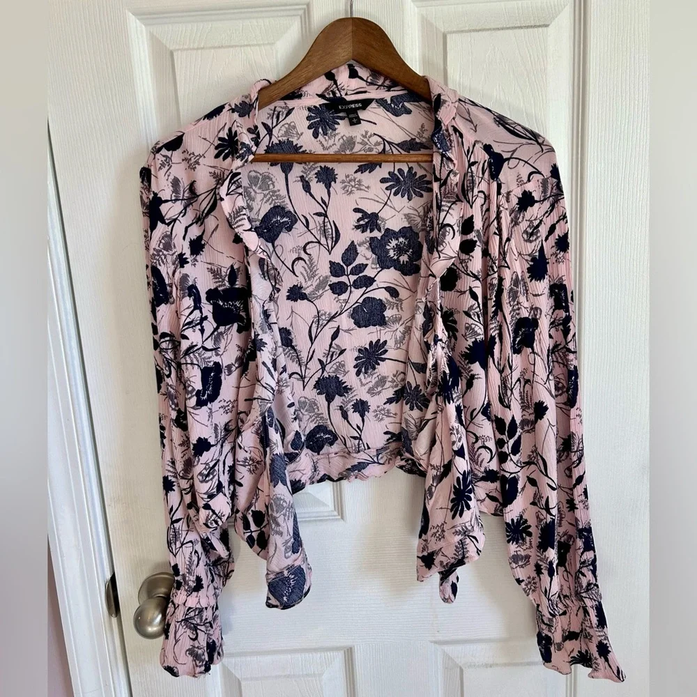 Express Pink and Black Floral Blouse - Picture 2 of 4